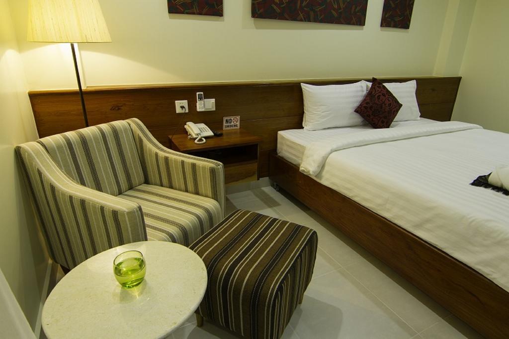 Rose Emerald Hotel Phnom Penh Dış mekan fotoğraf