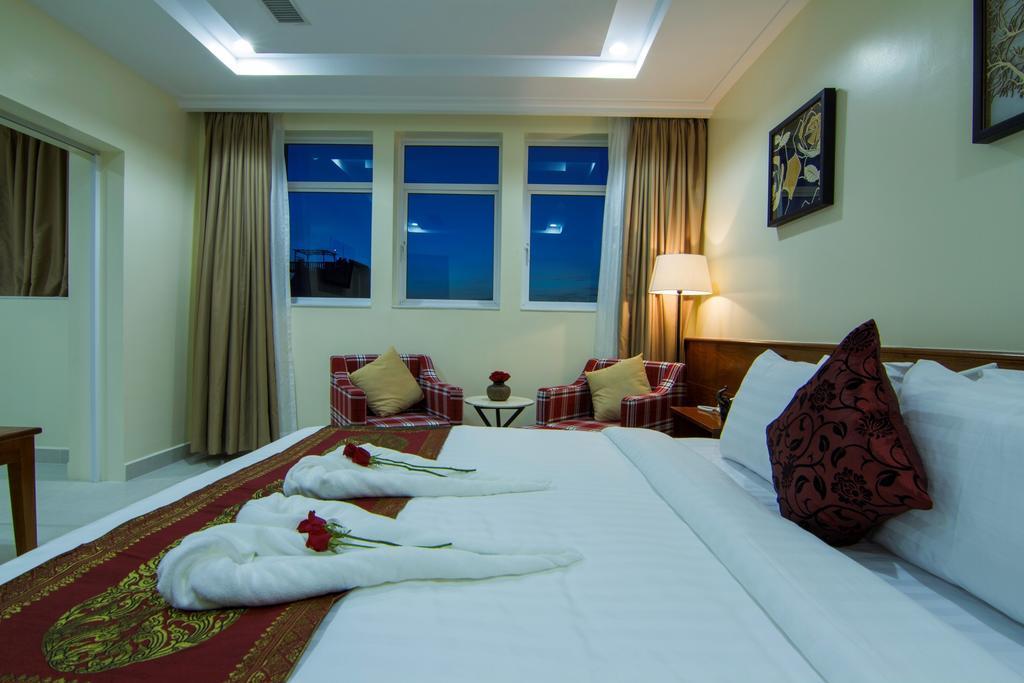 Rose Emerald Hotel Phnom Penh Dış mekan fotoğraf
