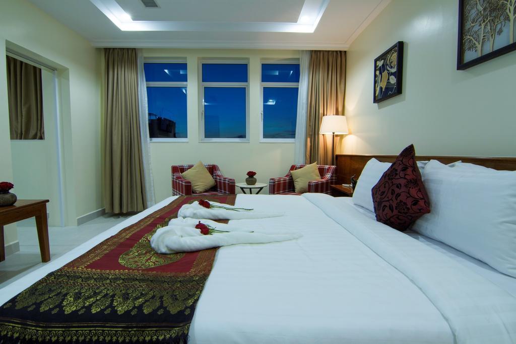 Rose Emerald Hotel Phnom Penh Dış mekan fotoğraf