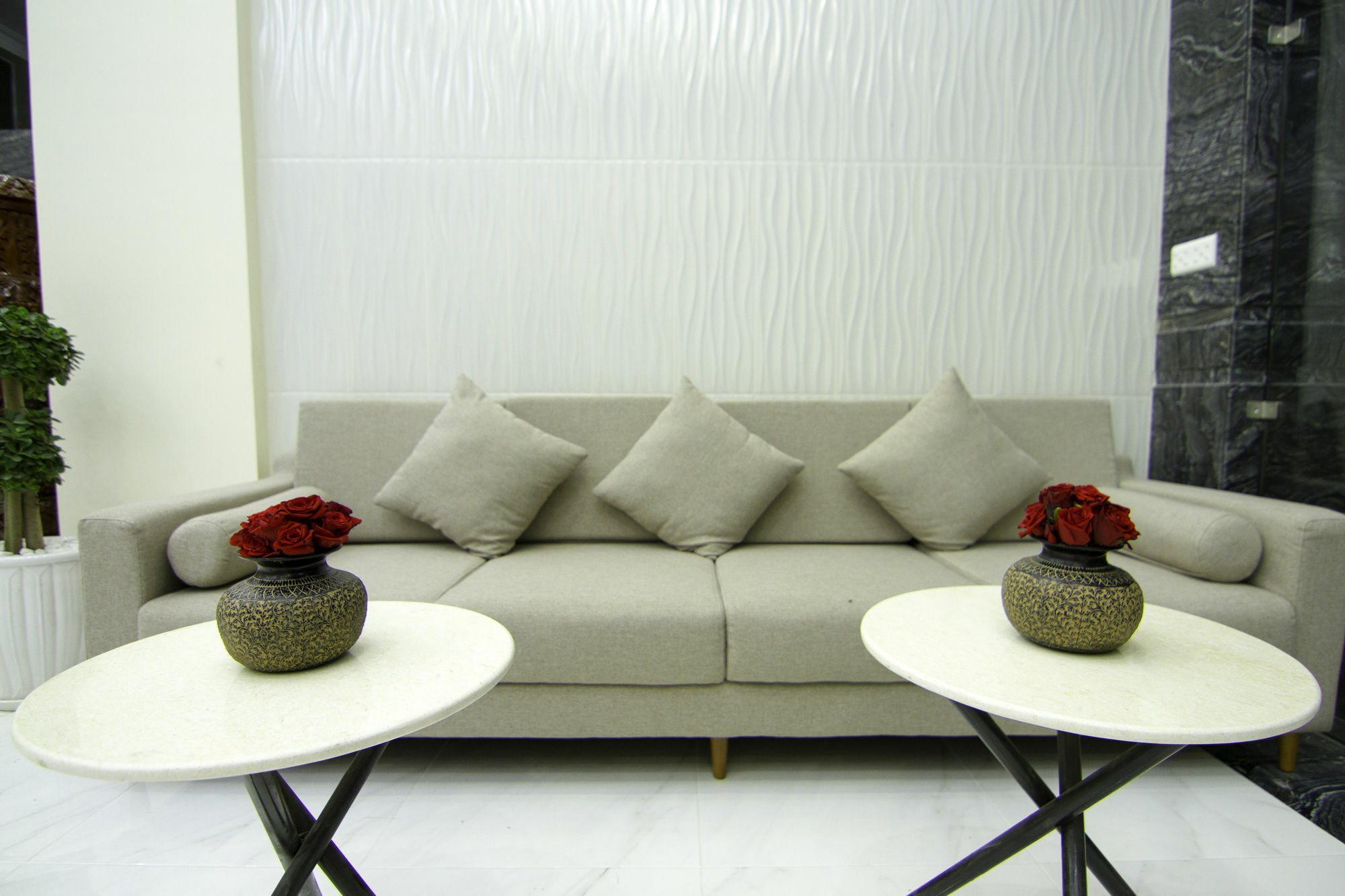 Rose Emerald Hotel Phnom Penh Dış mekan fotoğraf