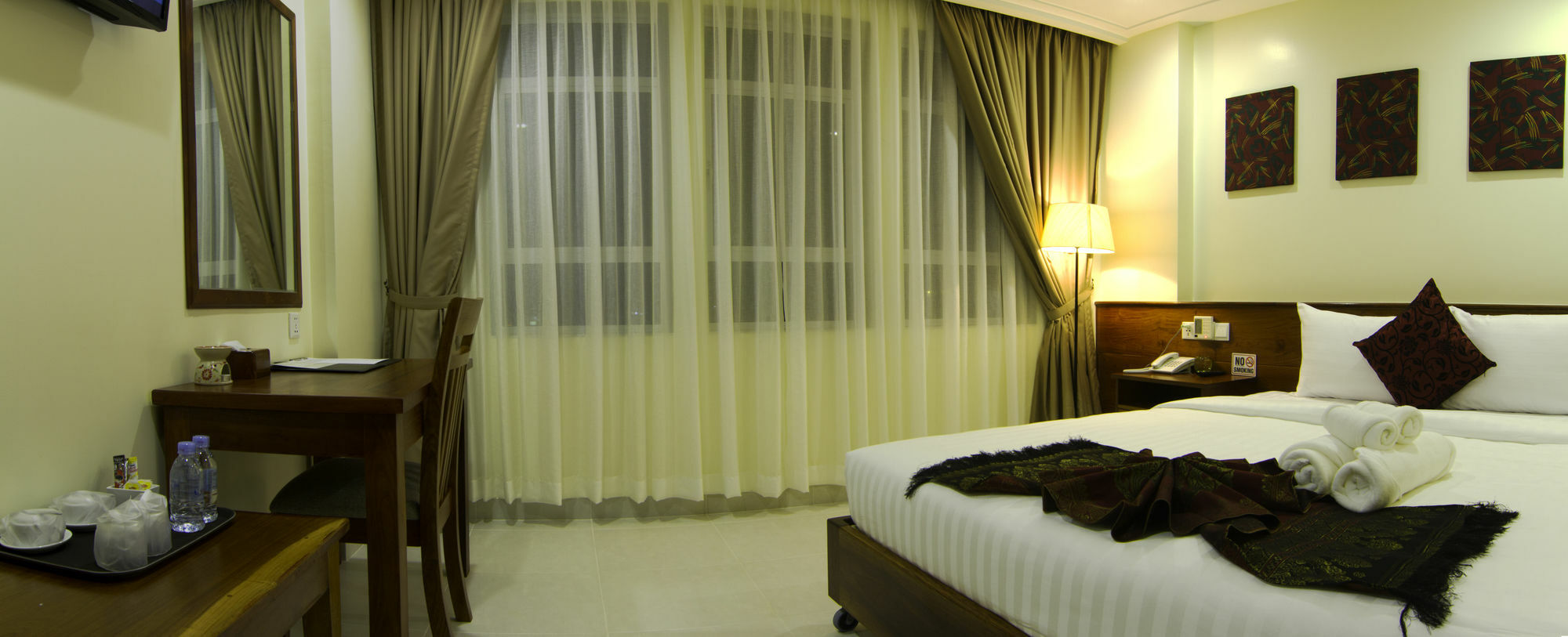 Rose Emerald Hotel Phnom Penh Dış mekan fotoğraf