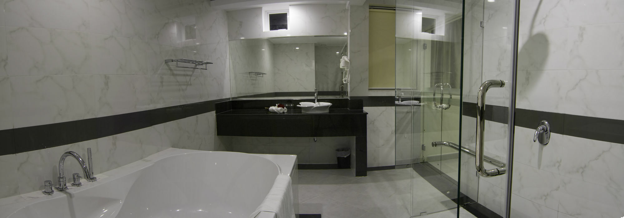 Rose Emerald Hotel Phnom Penh Dış mekan fotoğraf
